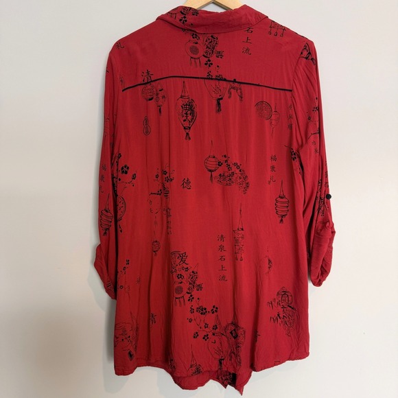 Soft Surroundings Asymmetrical Wrap Top Size 1X Red Lantern Print Art to Wear - Picture 3 of 9